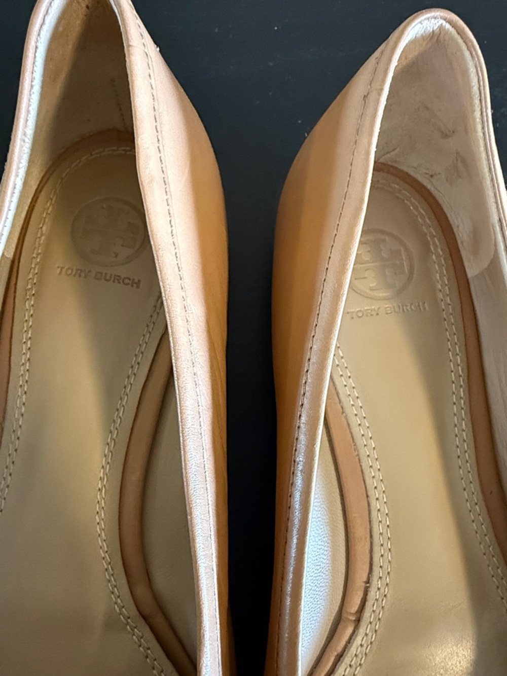 Tory Burch Women’s Lowell Logo Ballet Flat Royal Tan Leather size 10 - Picture 4 of 17